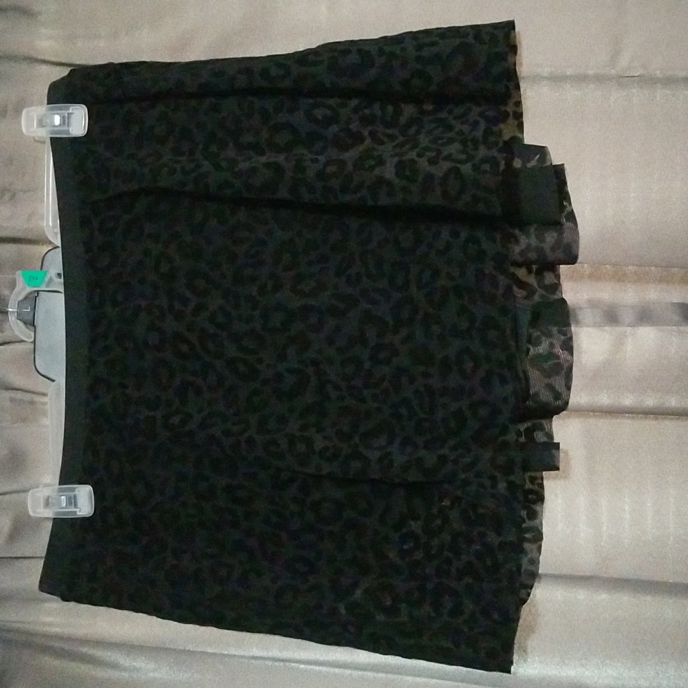 Torrid size 2 swim skirt